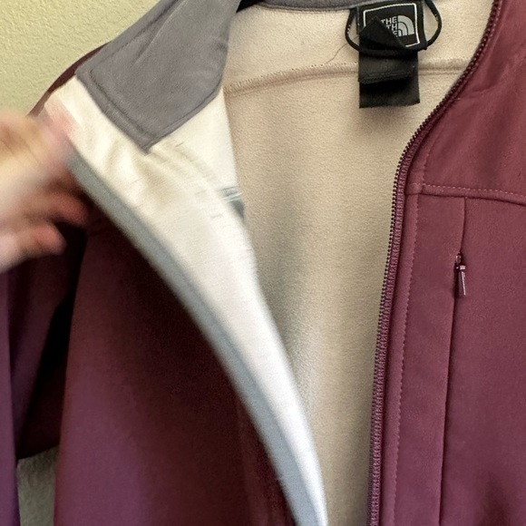 North Face Apex Jacket - Picture 3 of 6